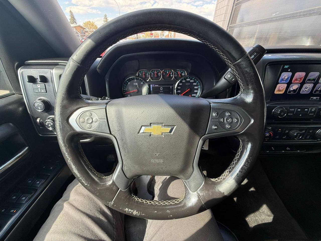 2018 Chevrolet Silverado 1500 4WD CREW CAB LT w/ LEATHER - Photo #17