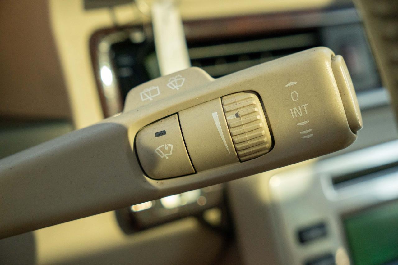 2008 Volvo XC70 3.2L AWD WAGON - Photo #24