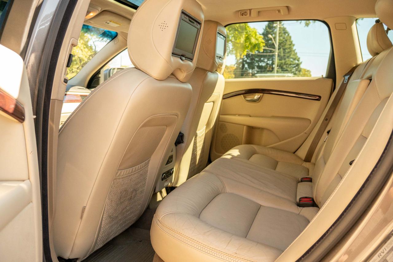 2008 Volvo XC70 3.2L AWD WAGON - Photo #40