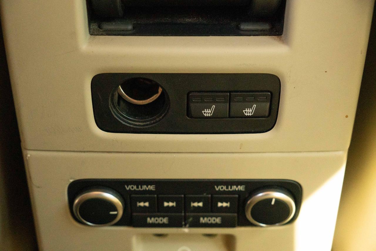 2008 Volvo XC70 3.2L AWD WAGON - Photo #44