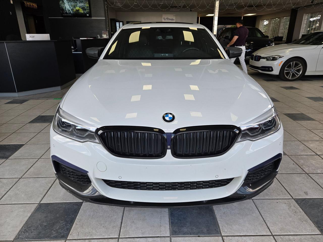 2019 BMW 5 Series 540i xDrive | ALL CREDIT ACCEPTED!! - Photo #2