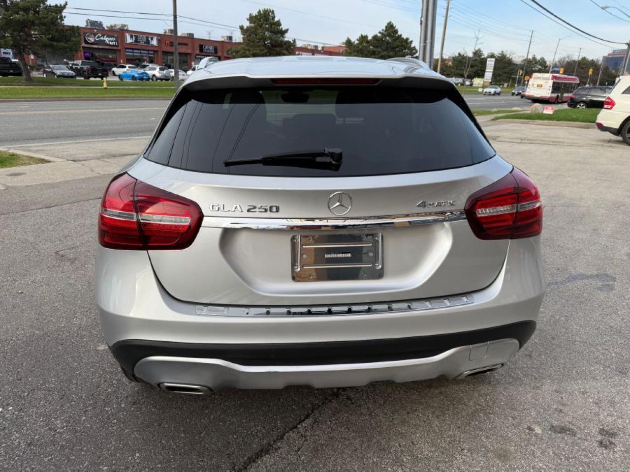 2018 Mercedes-Benz GLA GLA 250 4MATIC - Photo #4