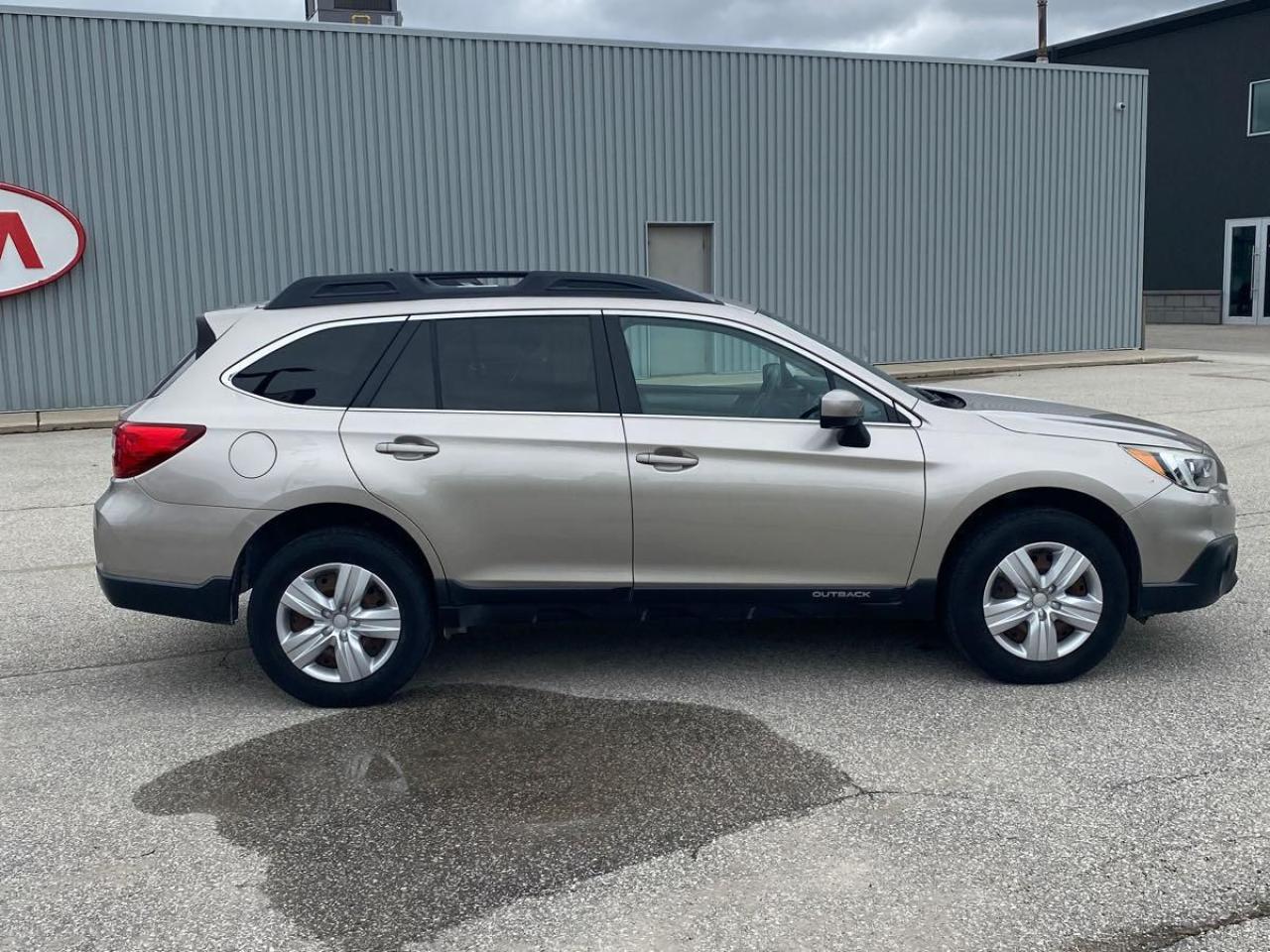 2016 Subaru Outback 5DR WGN CVT 2.5I *1-Owner* Clean CarFax Financing - Photo #8