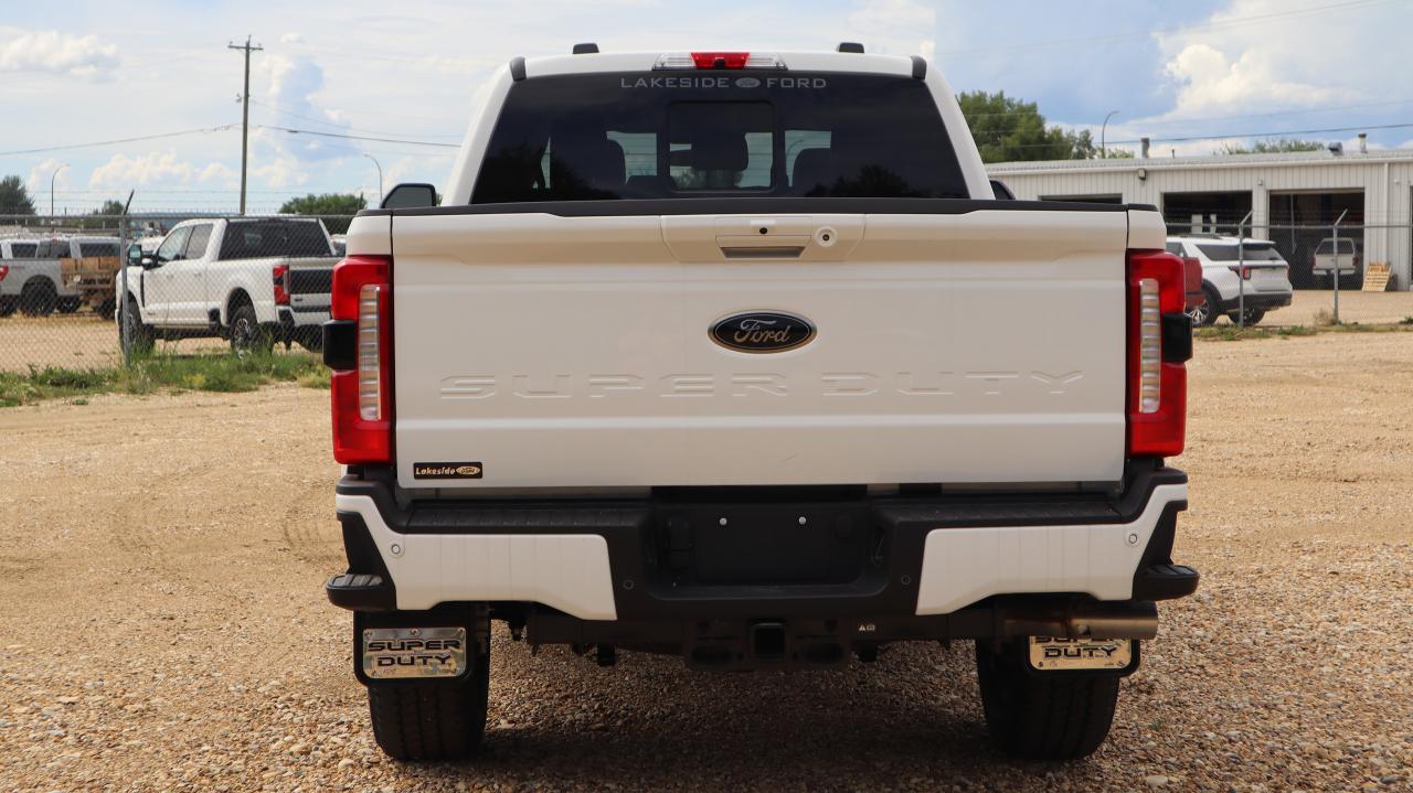 2025 Ford F-350 Super Duty SRW Lariat Photo4