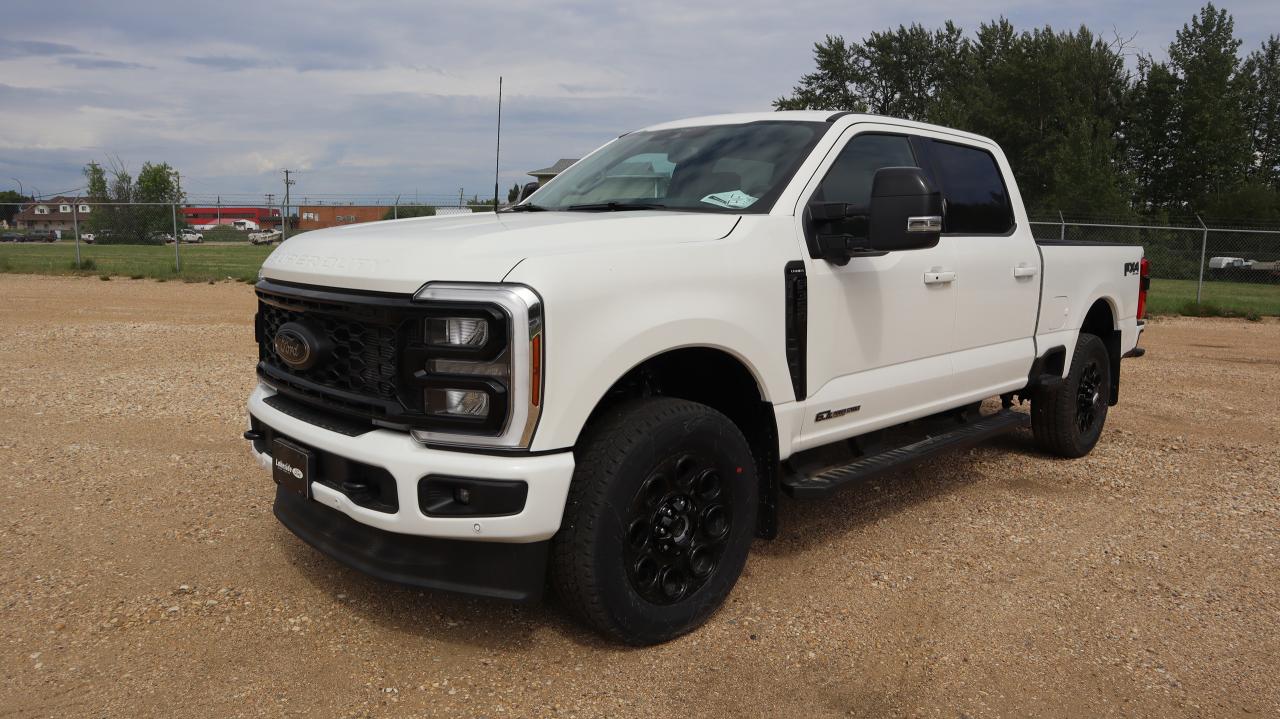 2025 Ford F-350 Super Duty SRW Lariat Photo