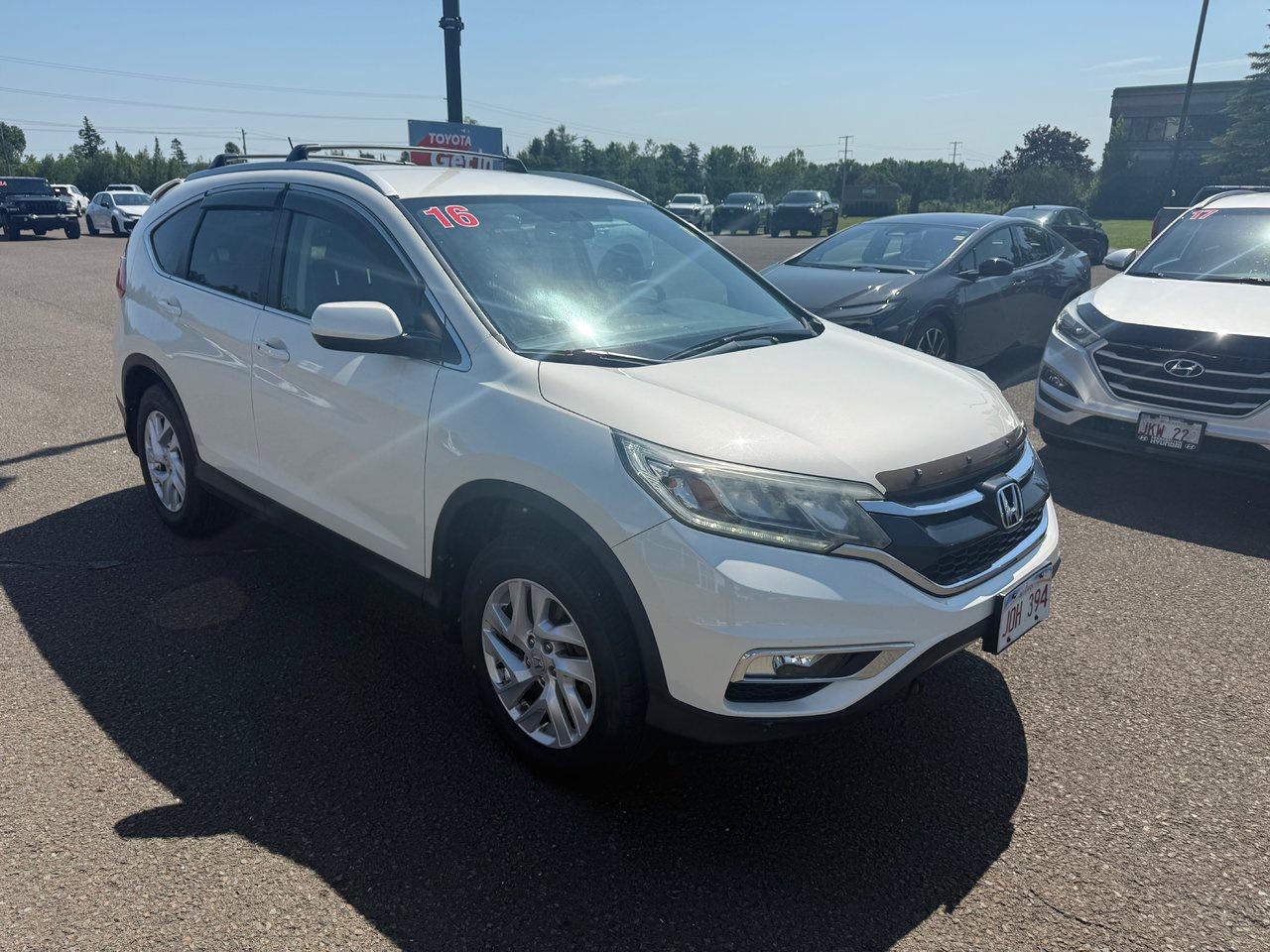 2016 Honda CR-V SE Photo2