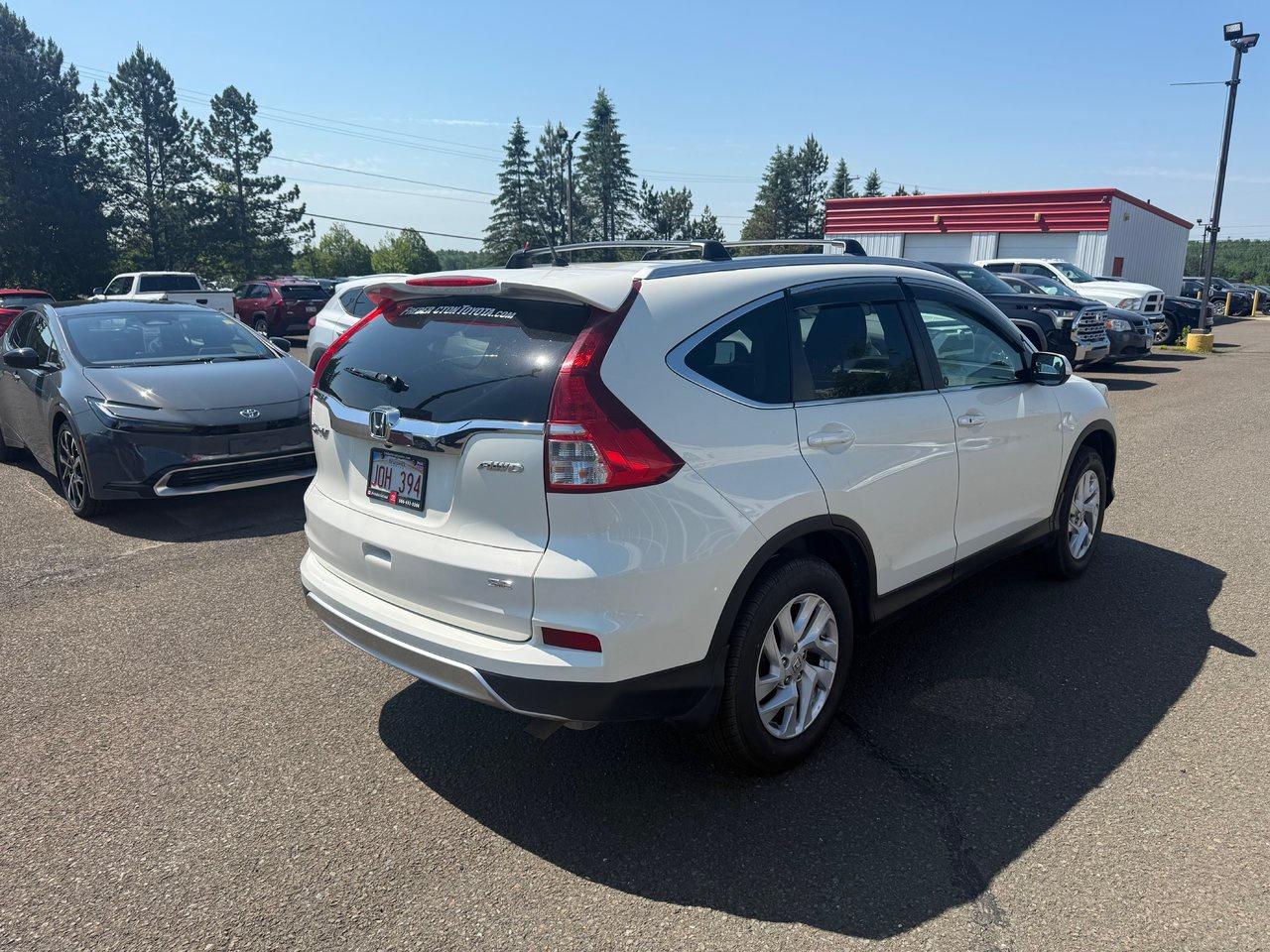 2016 Honda CR-V SE Photo4