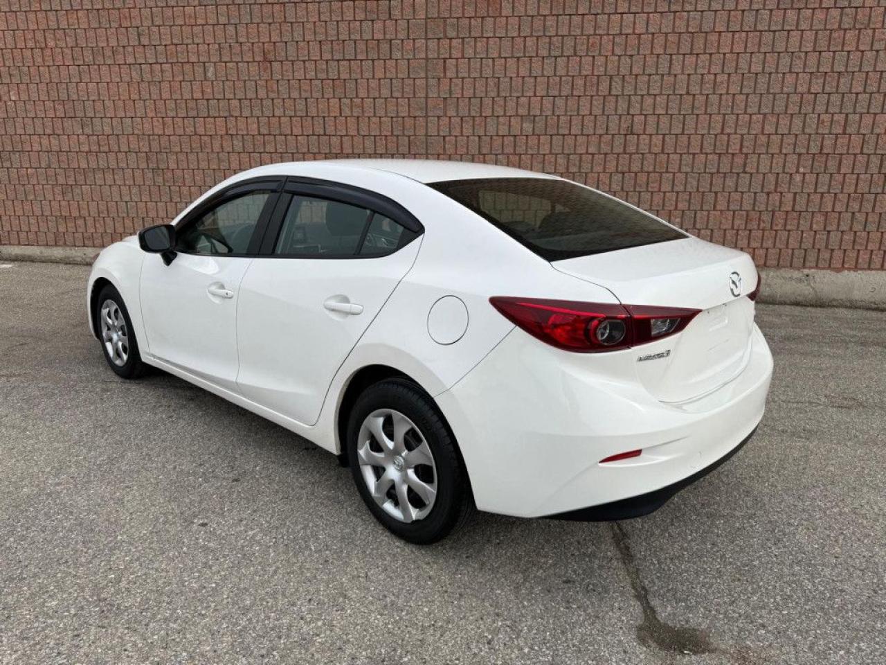 2017 Mazda MAZDA3 GX | NAVI | BACK-UP CAM | PUSH BUTTON START | BLUETOOTH | - Photo #4
