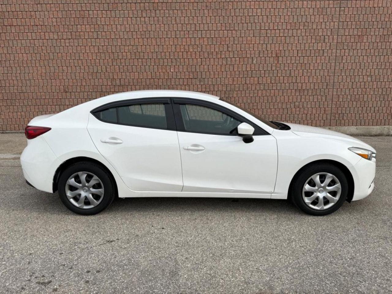2017 Mazda MAZDA3 GX | NAVI | BACK-UP CAM | PUSH BUTTON START | BLUETOOTH | - Photo #8