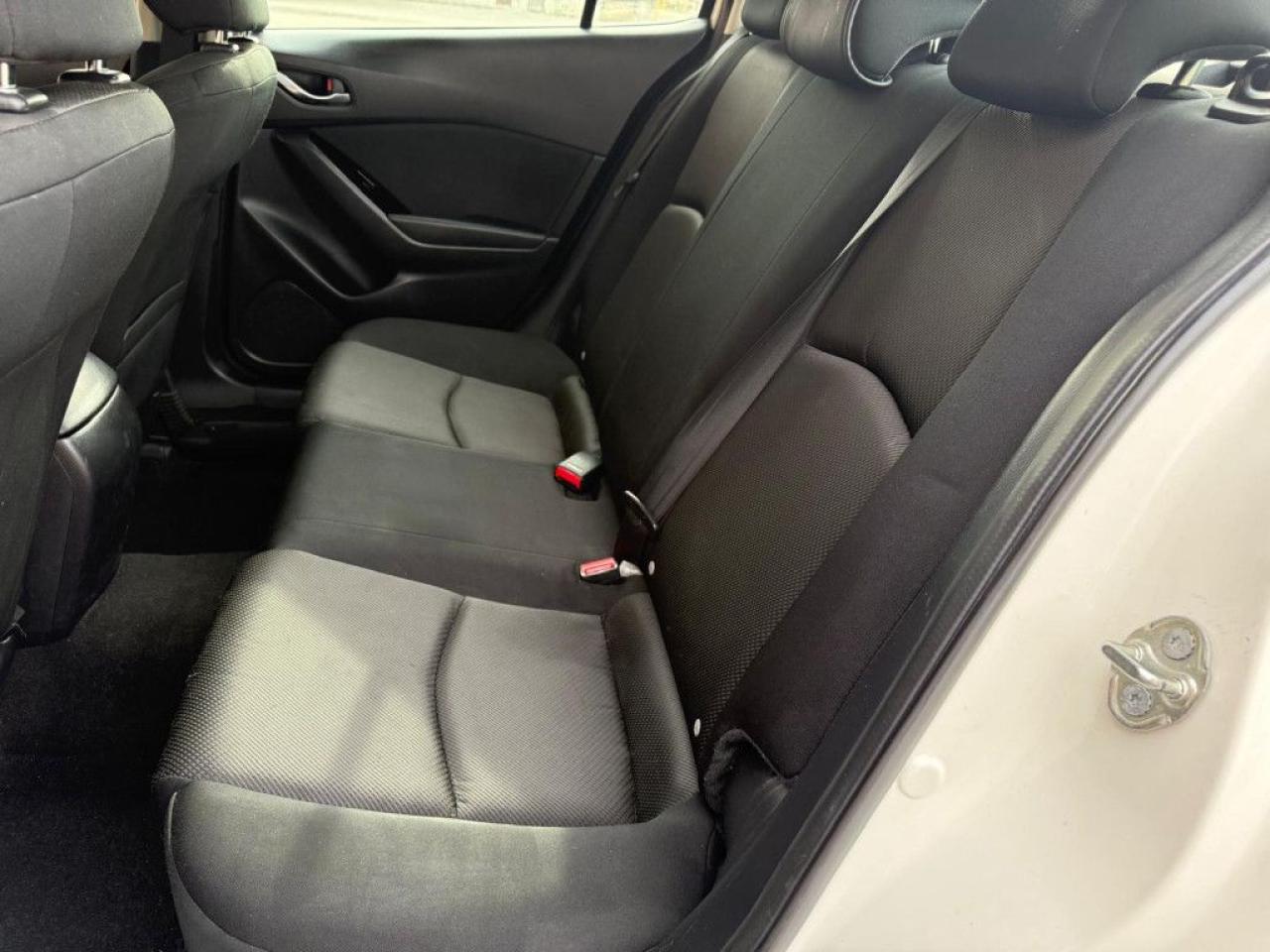 2017 Mazda MAZDA3 GX | NAVI | BACK-UP CAM | PUSH BUTTON START | BLUETOOTH | - Photo #17