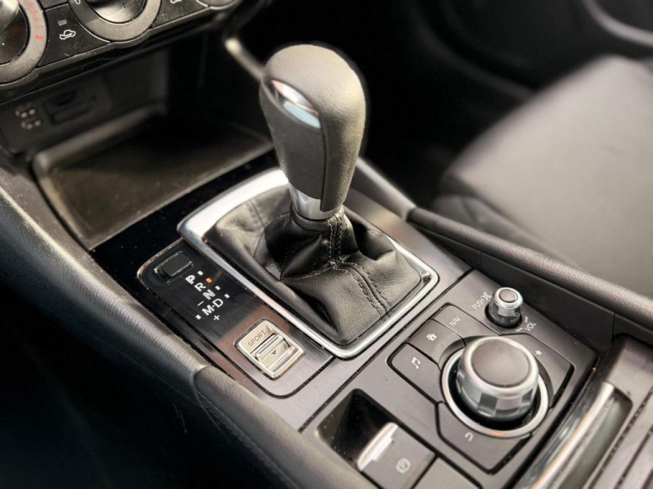 2017 Mazda MAZDA3 GX | NAVI | BACK-UP CAM | PUSH BUTTON START | BLUETOOTH | - Photo #28