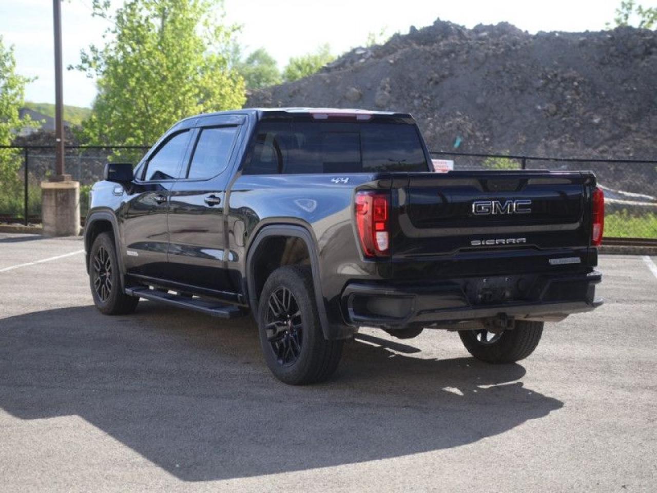 2022 GMC Sierra 1500 Elevation  **PREFERRED + ELEVATION PKG** Photo2