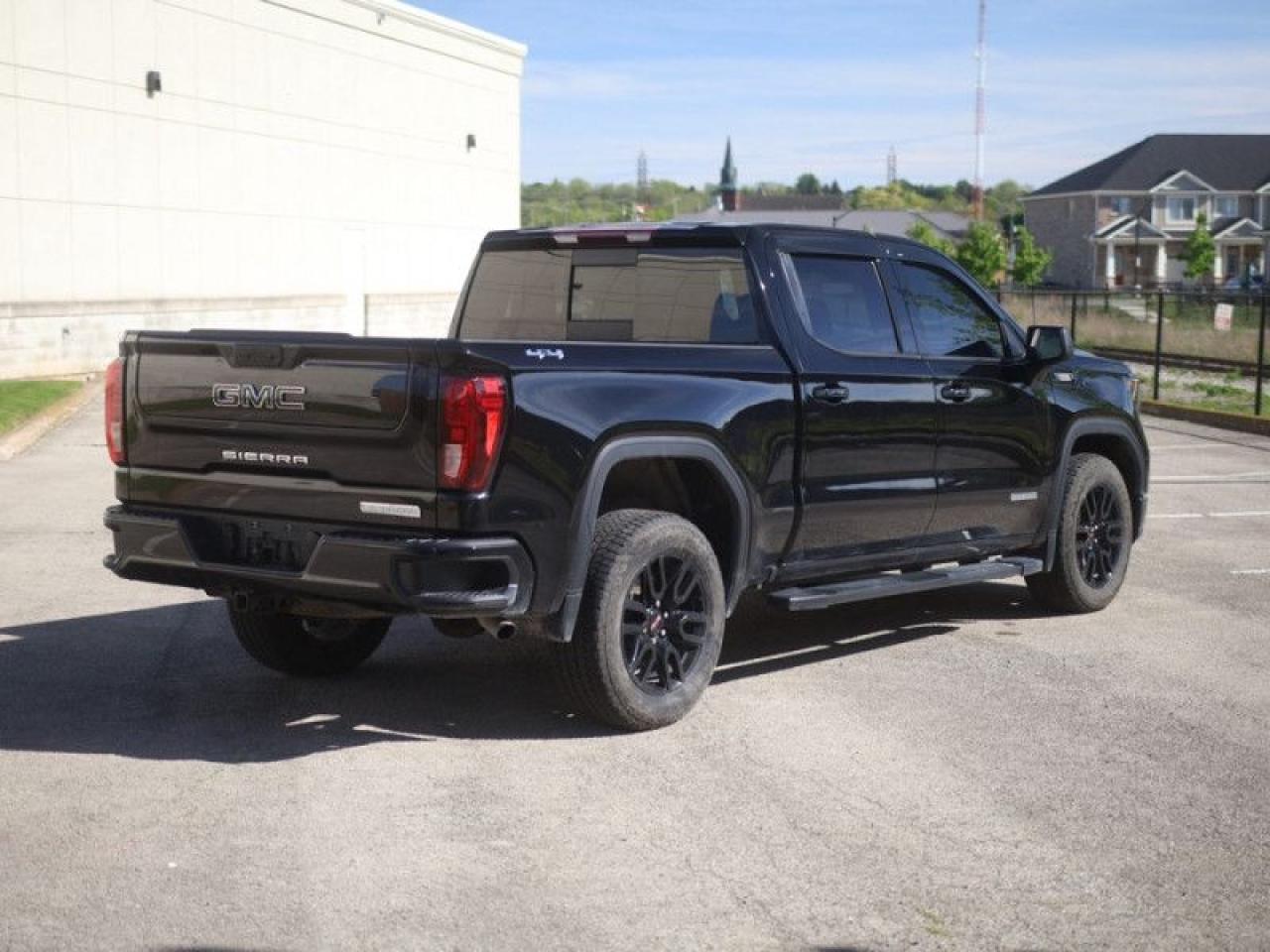 2022 GMC Sierra 1500 Elevation  **PREFERRED + ELEVATION PKG** Photo4