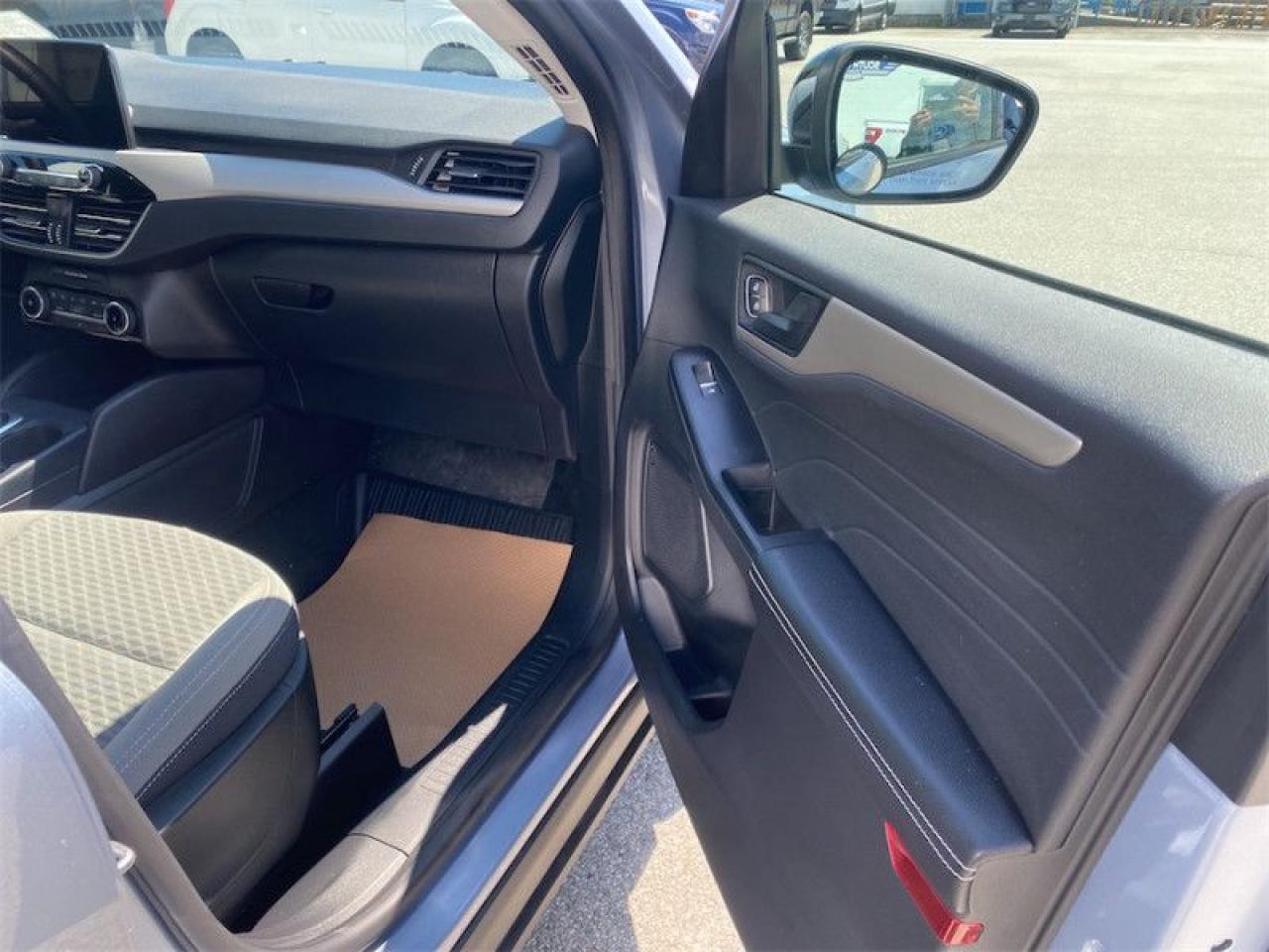 2022 Ford Escape SE AWD  - Low Mileage Photo5