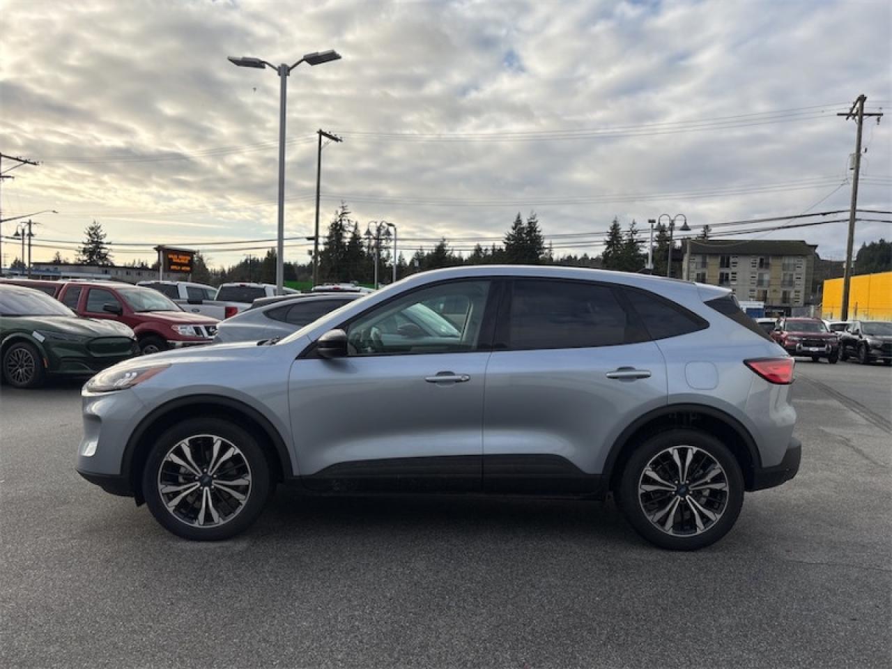 2022 Ford Escape SE AWD  - Low Mileage Photo1