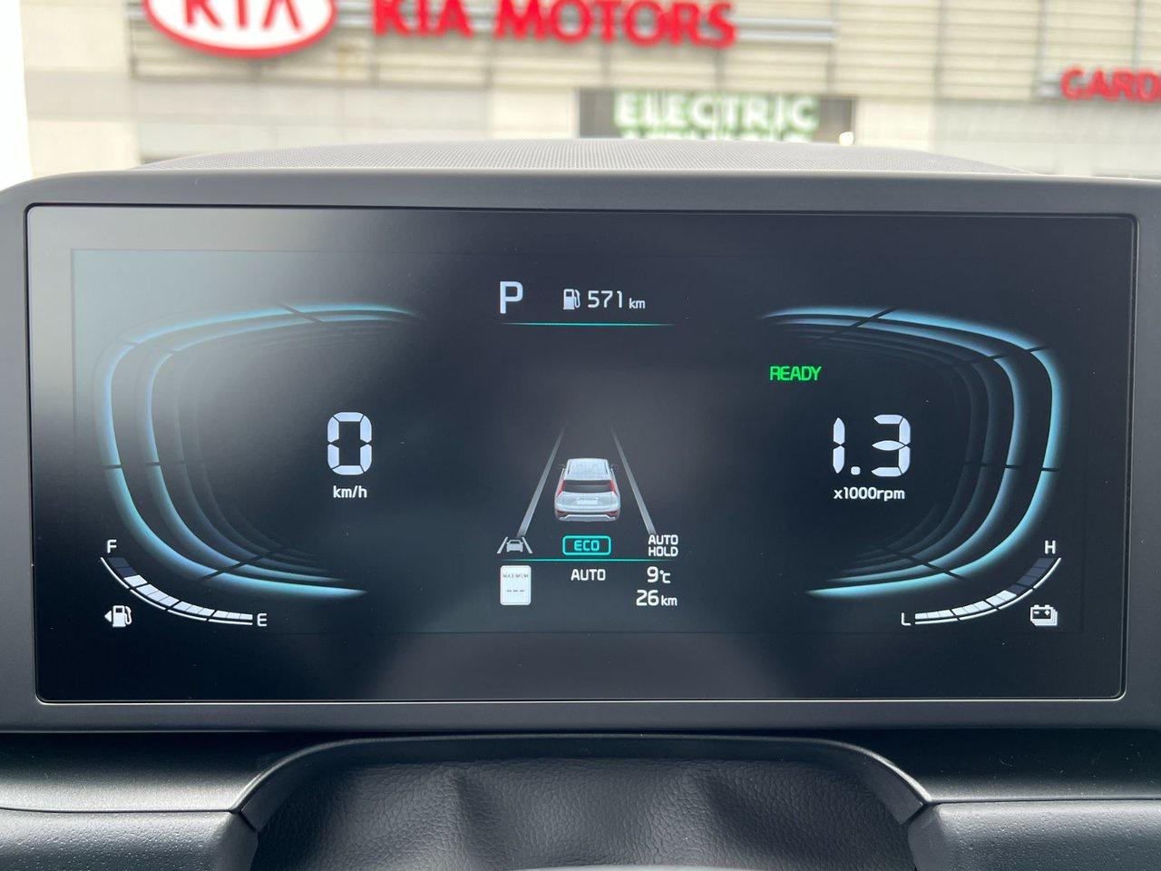2025 Kia Niro PHEV LX Photo