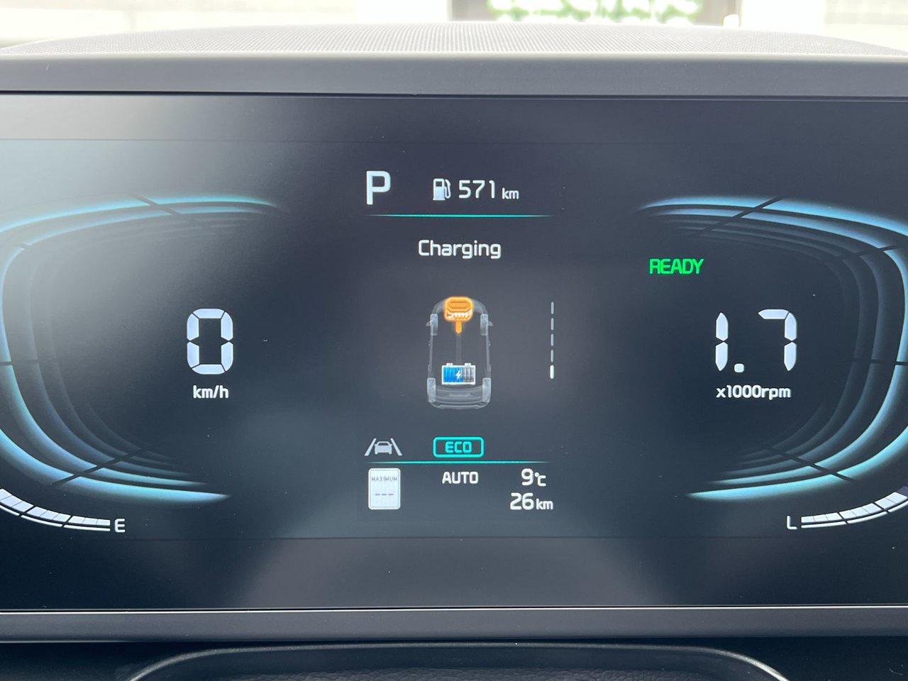 2025 Kia Niro PHEV LX Photo