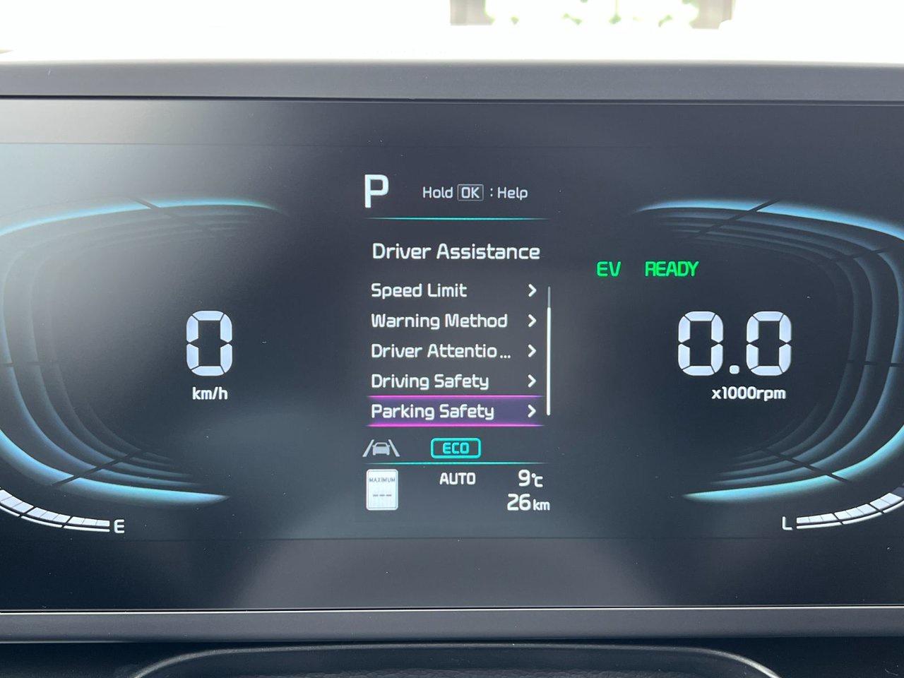 2025 Kia Niro PHEV LX Photo