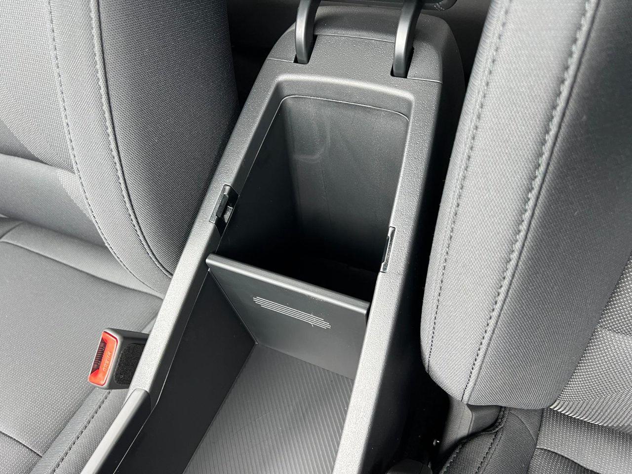 2025 Kia Niro PHEV LX Photo