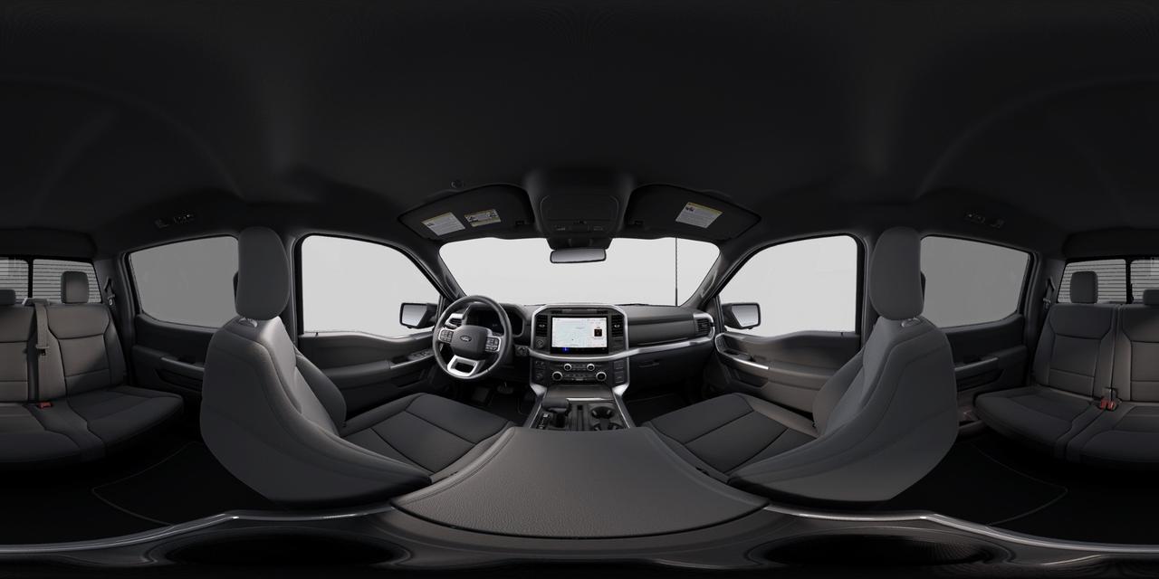 2025 Ford F-150 XLT Photo