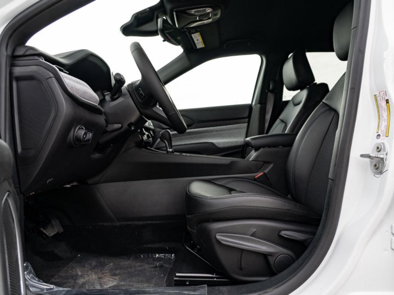 2025 Jeep Compass NORTH Photo