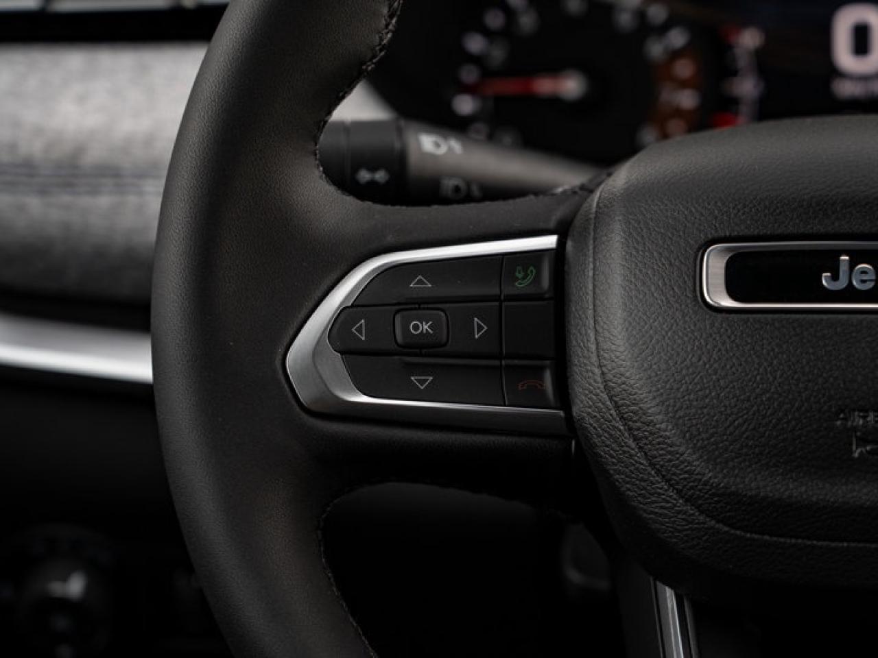 2025 Jeep Compass NORTH Photo