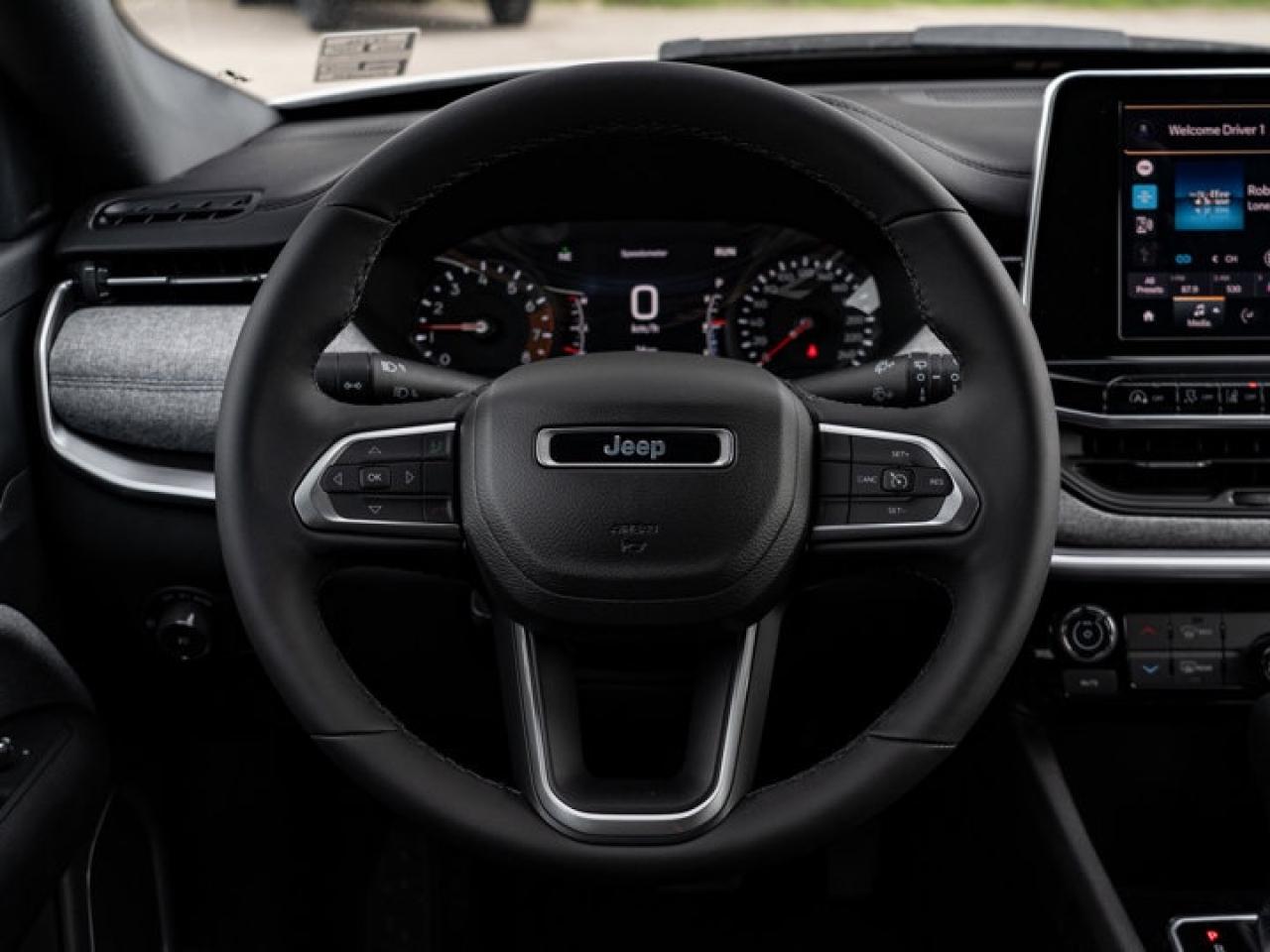 2025 Jeep Compass NORTH Photo