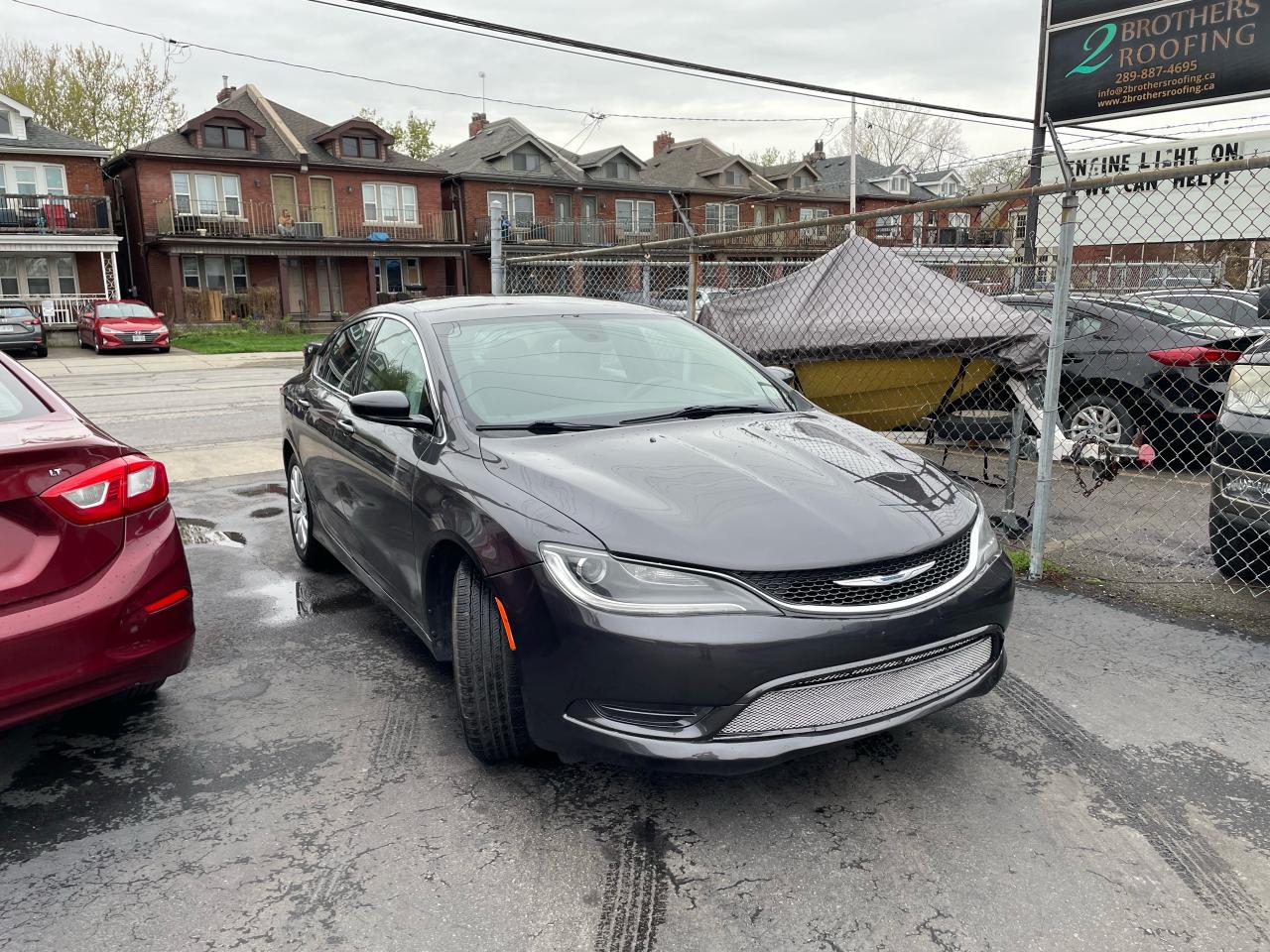 2015 Chrysler 200 LX *SAFETY, 1Y WARRANTY ENGINE & TRANSMISSION* - Photo #3