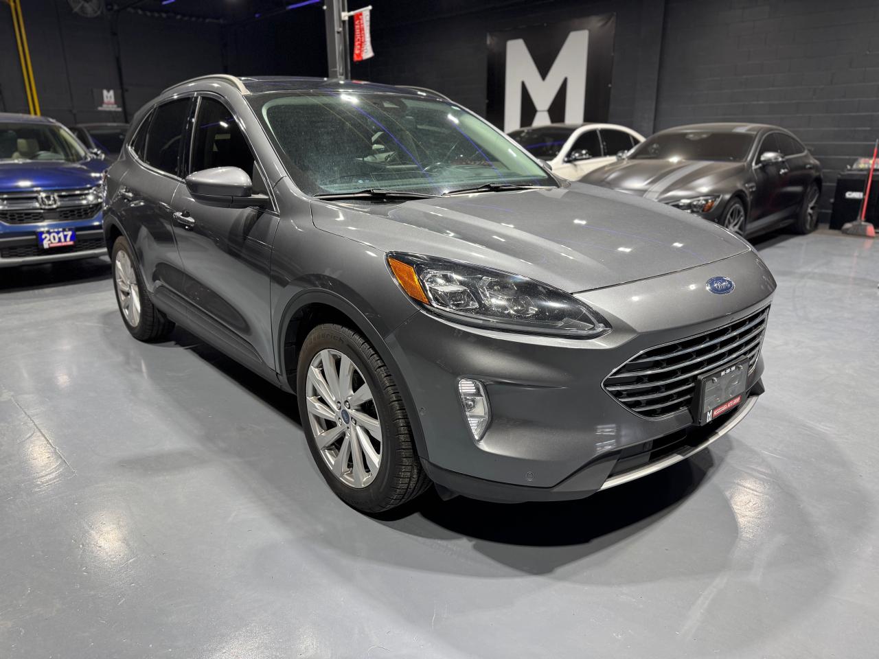 2021 Ford Escape Titanium Hybrid - Photo #3
