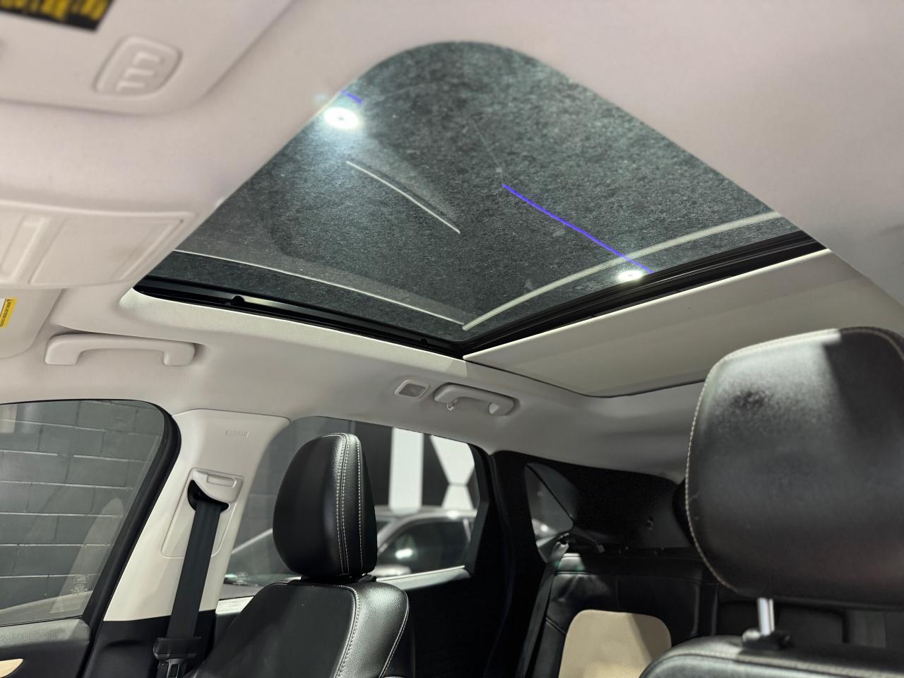 2021 Ford Escape Titanium Hybrid - Photo #14