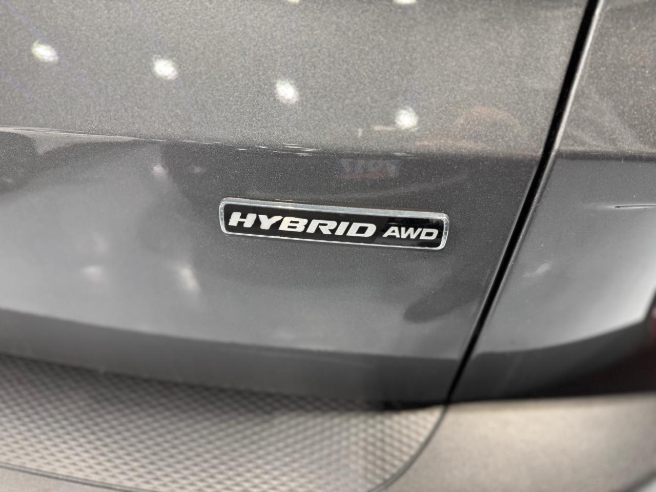 2021 Ford Escape Titanium Hybrid - Photo #11