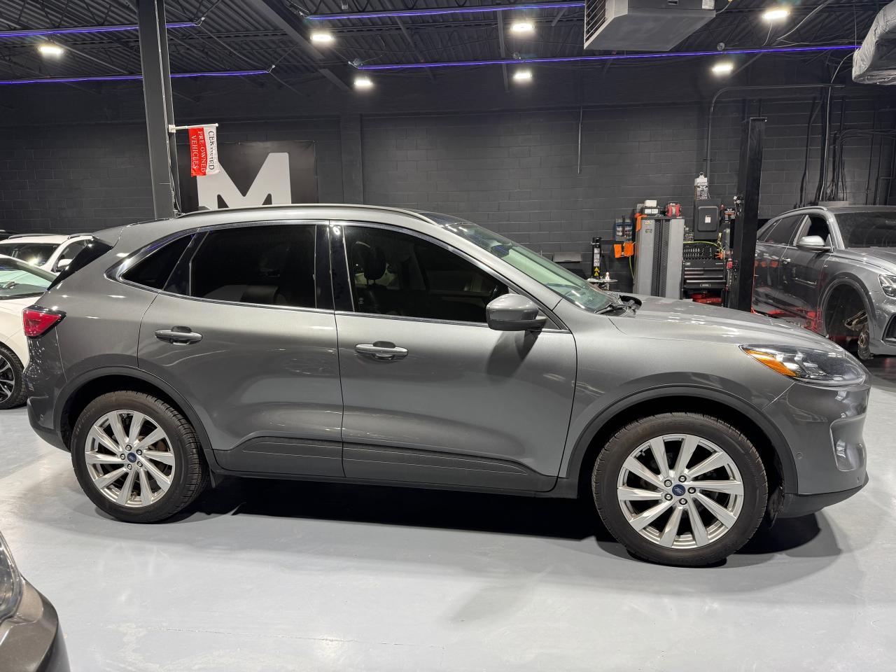 2021 Ford Escape Titanium Hybrid - Photo #4