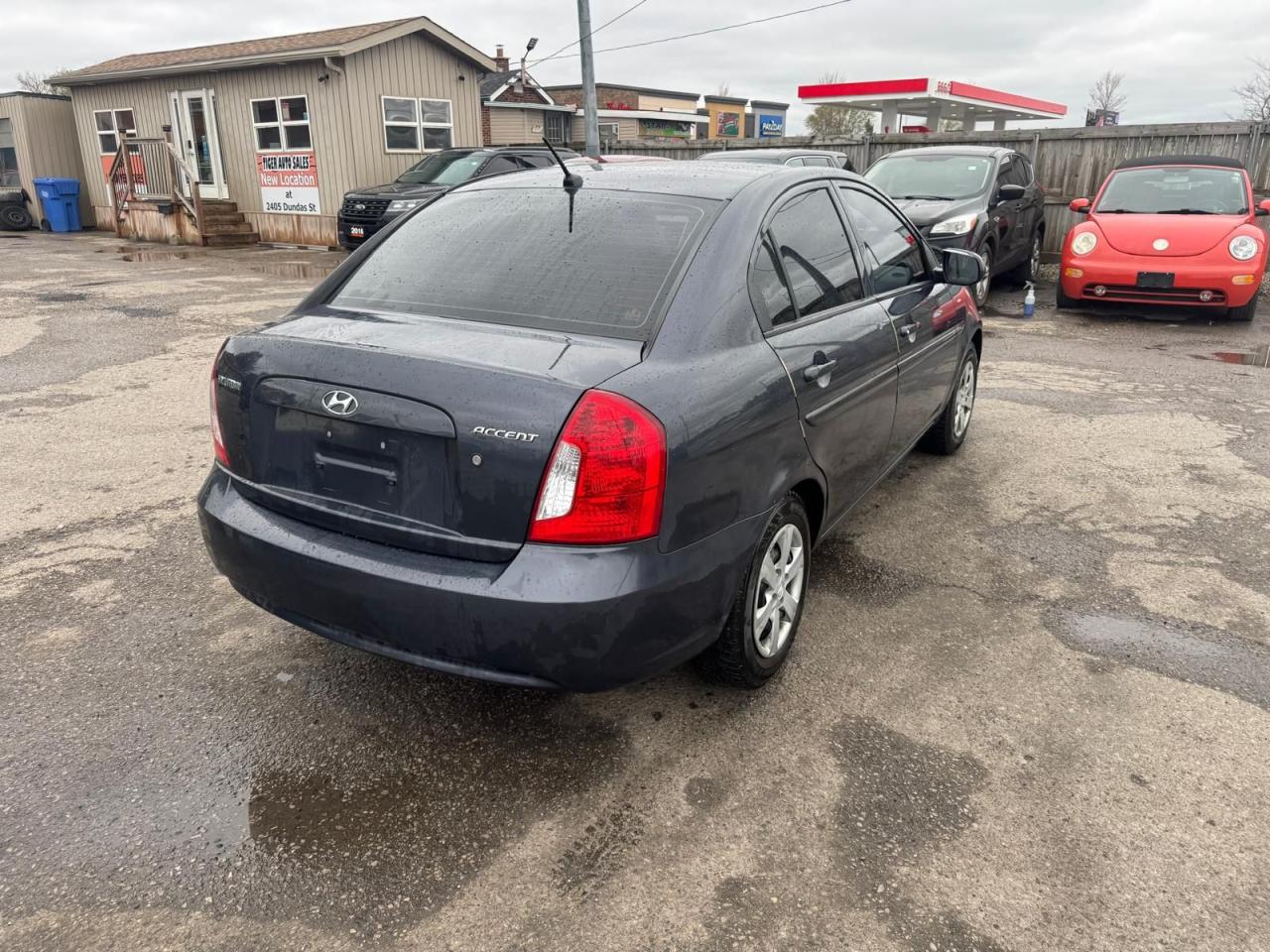2010 Hyundai Accent GL, AUTO, RELIABLE, ONLY 108KMS, CERTIFIED Photo4
