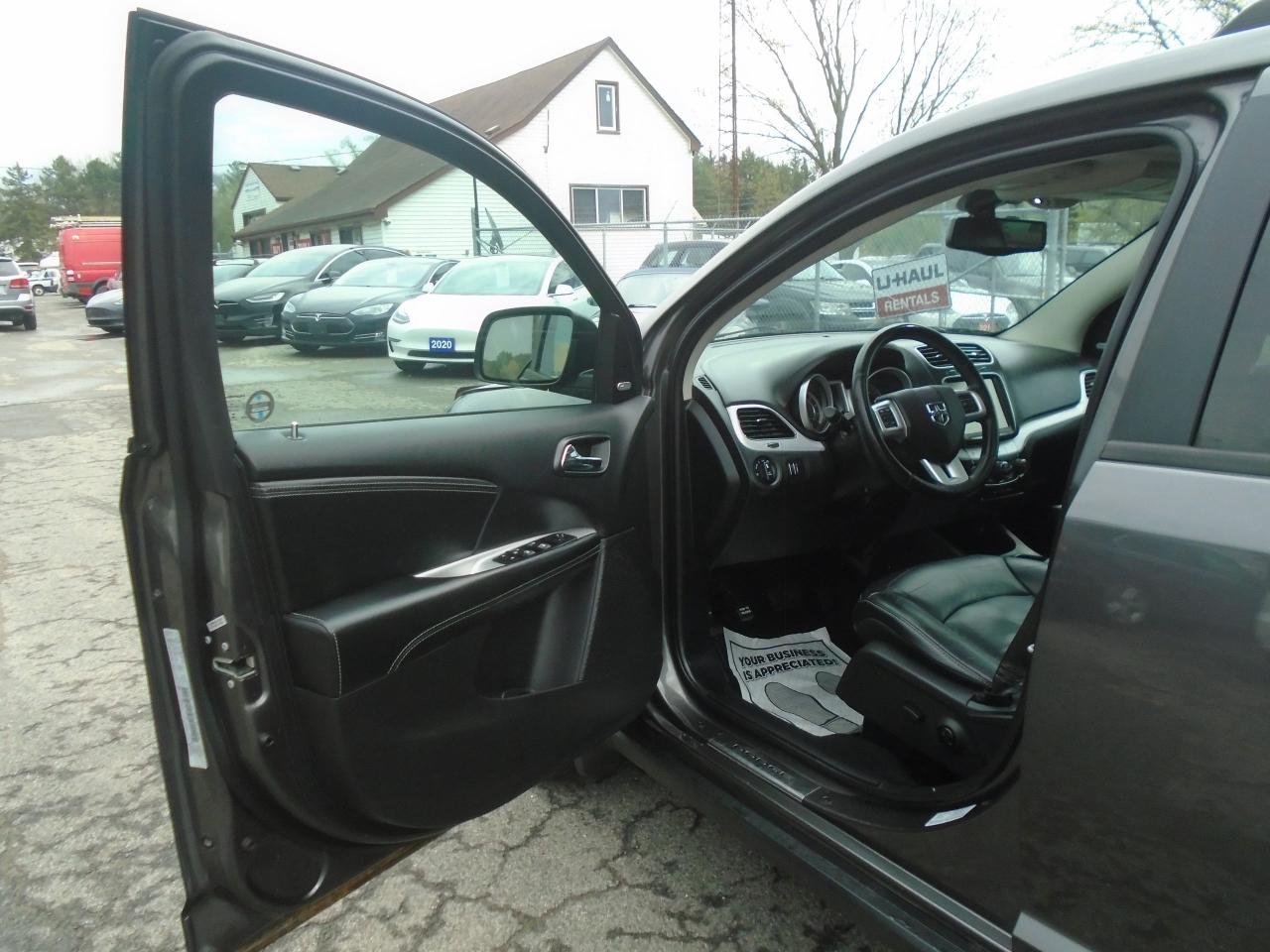 2016 Dodge Journey AWD 4DR R-T - Photo #9