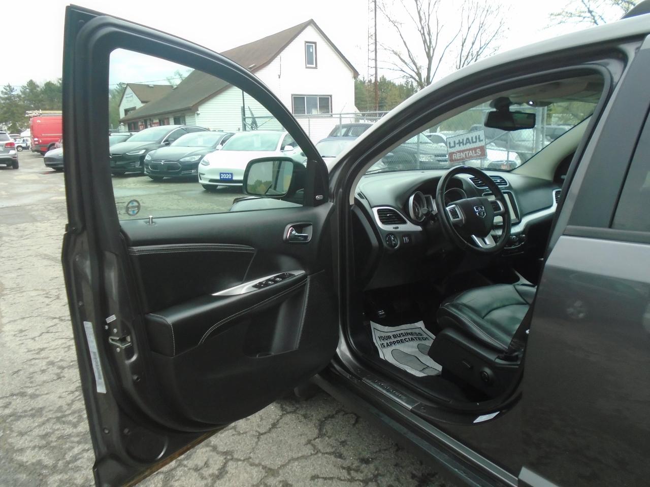 2016 Dodge Journey AWD 4DR R-T - Photo #9