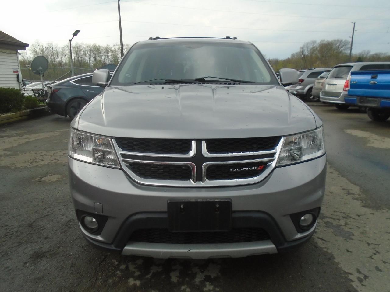 2018 Dodge Journey SXT AWD - Photo #2