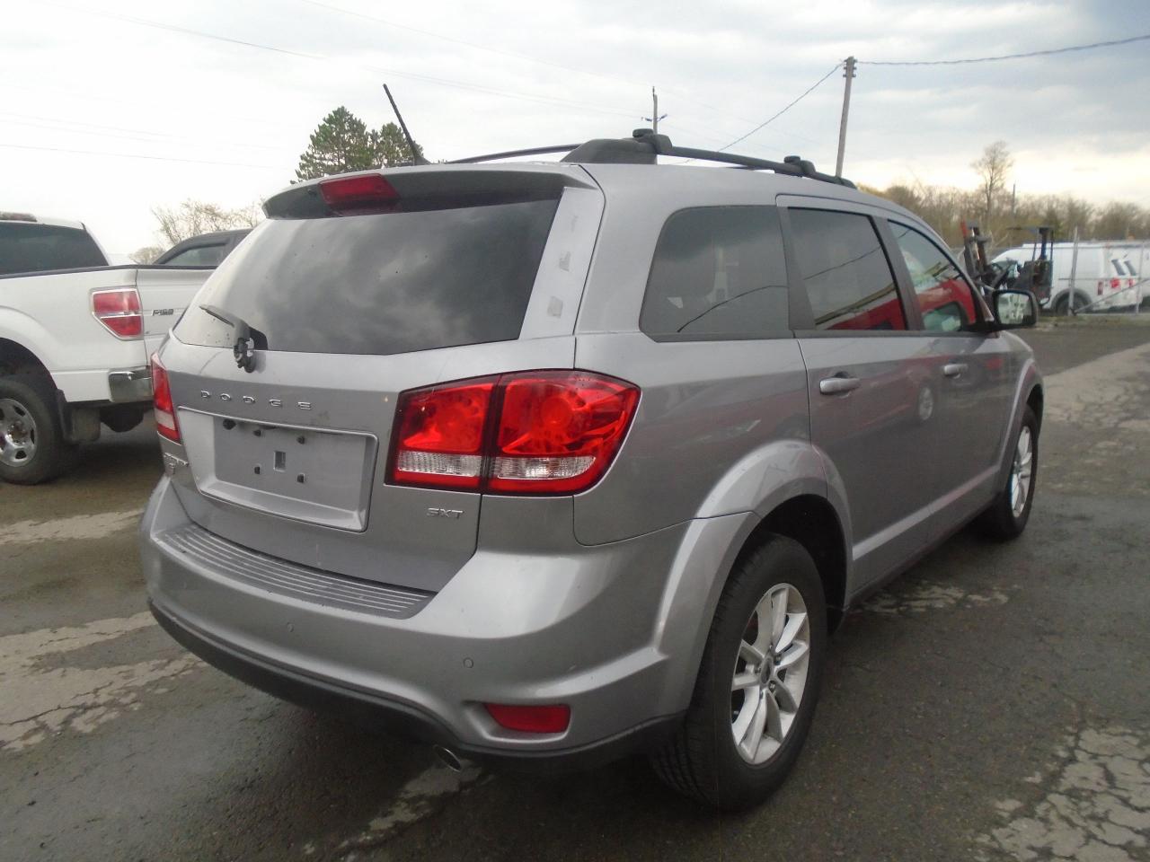 2018 Dodge Journey SXT AWD - Photo #6