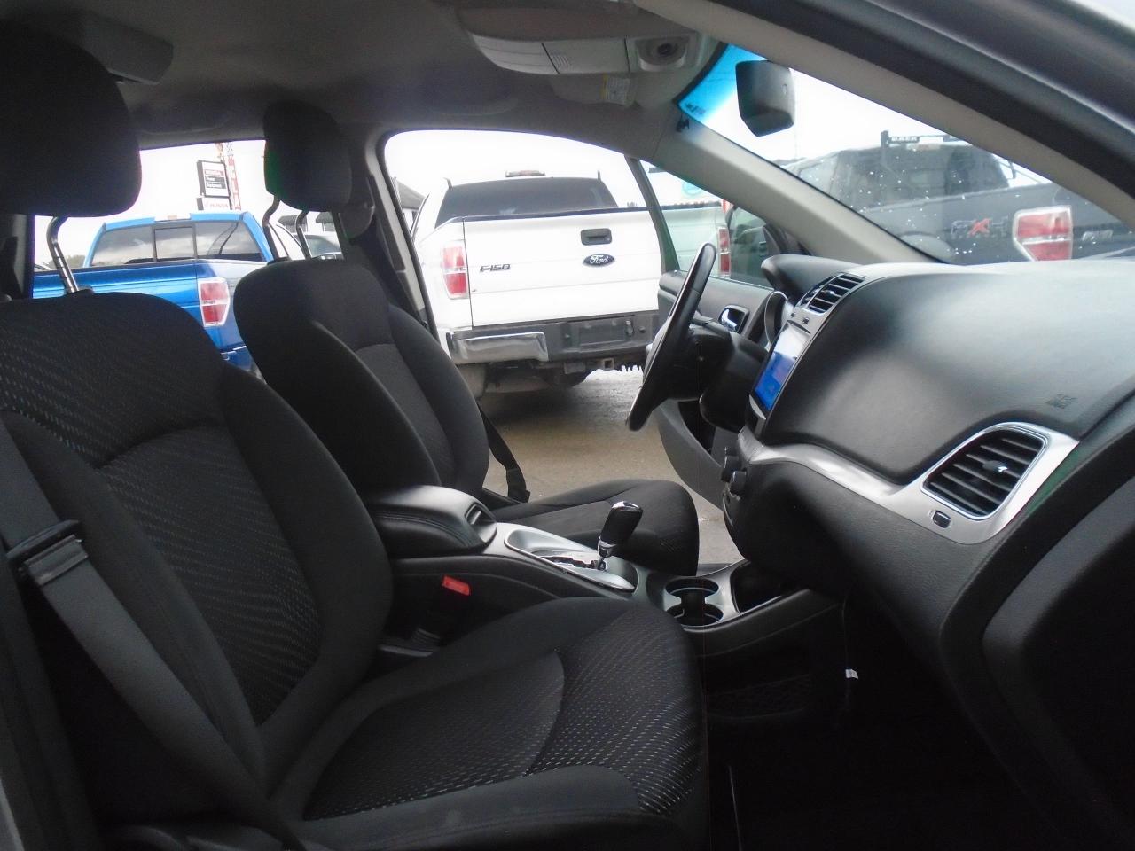 2018 Dodge Journey SXT AWD - Photo #33