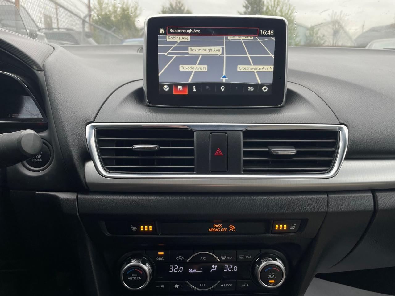 2014 Mazda MAZDA3 GT *LEATHER HEATED SEATS, HEADUP DISPLAY, SUNROOF* - Photo #18