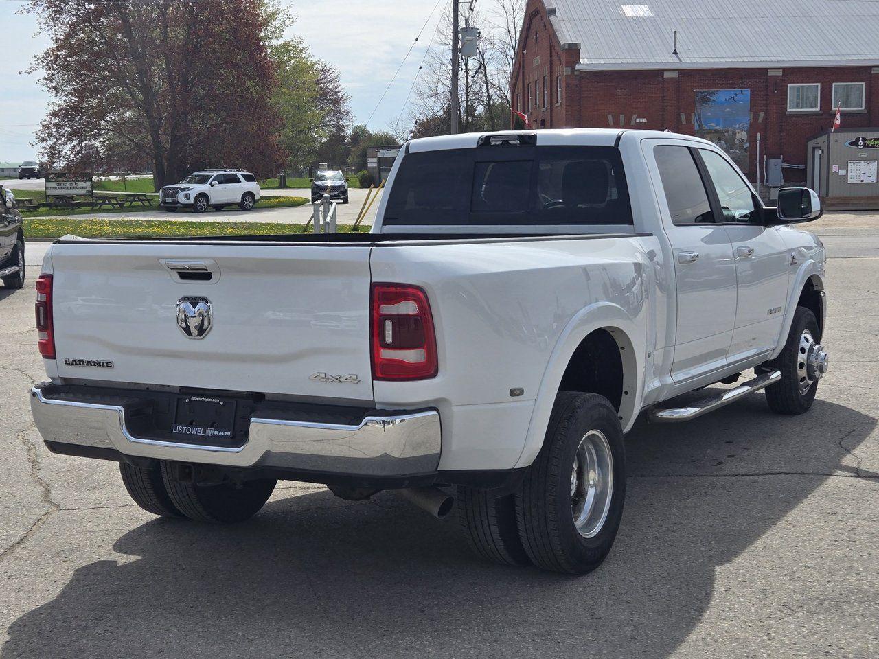 2022 RAM 3500 Laramie - Photo #5