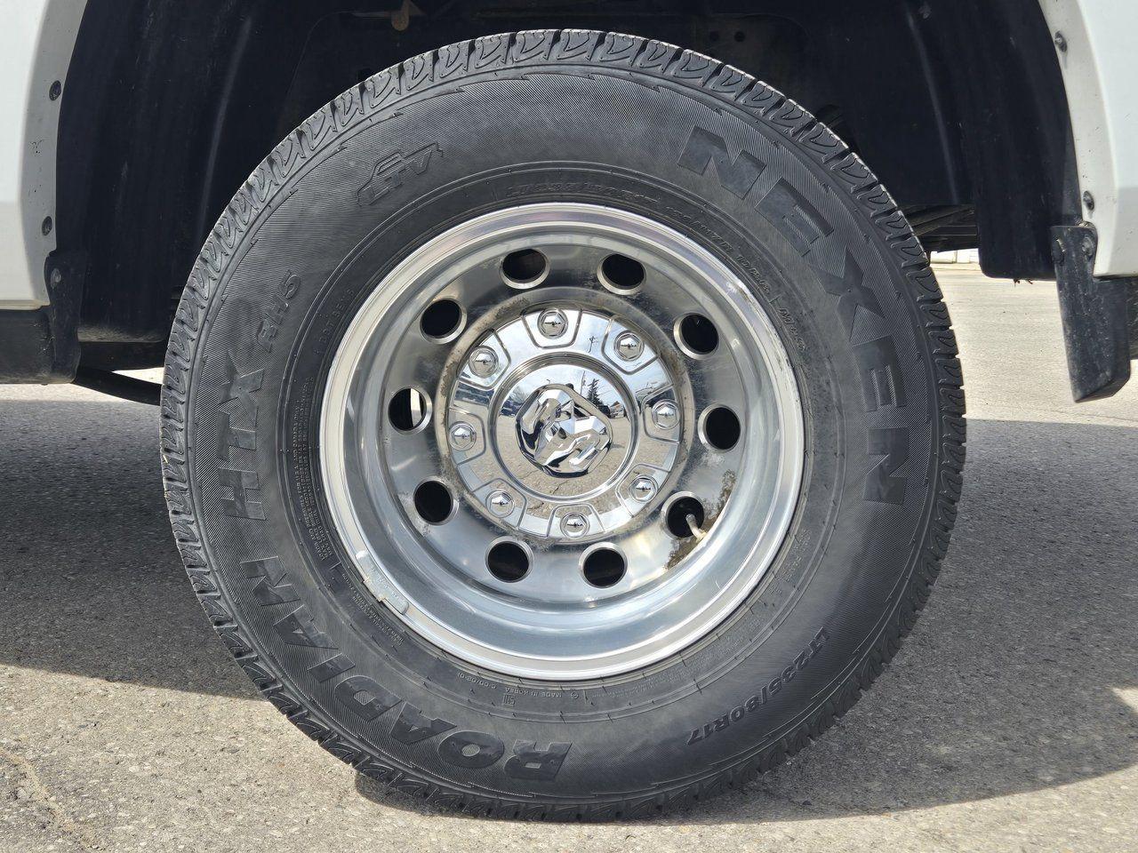 2022 RAM 3500 Laramie - Photo #10