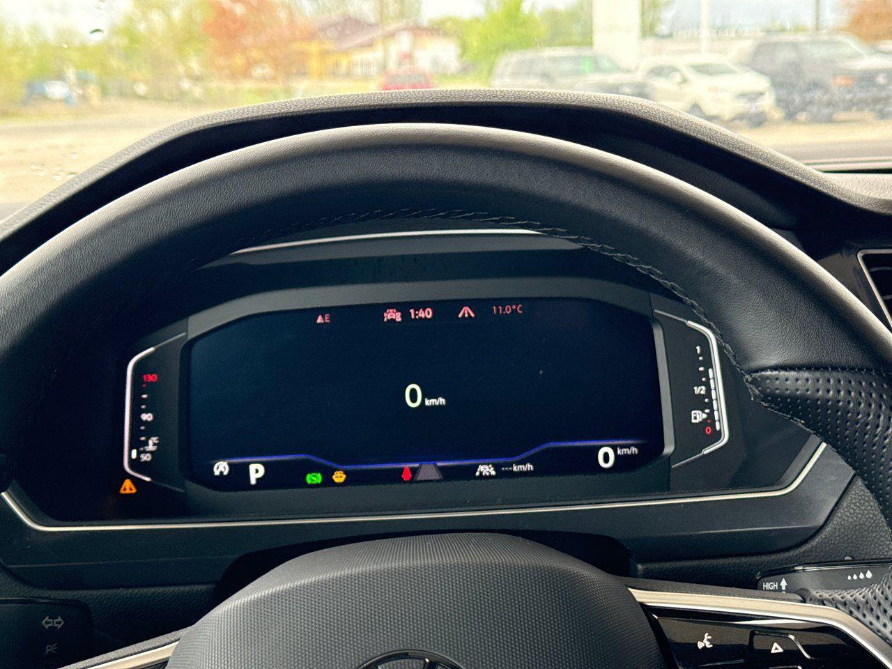 2024 Volkswagen Tiguan Comfortline R-Line Black Edition - Photo #17