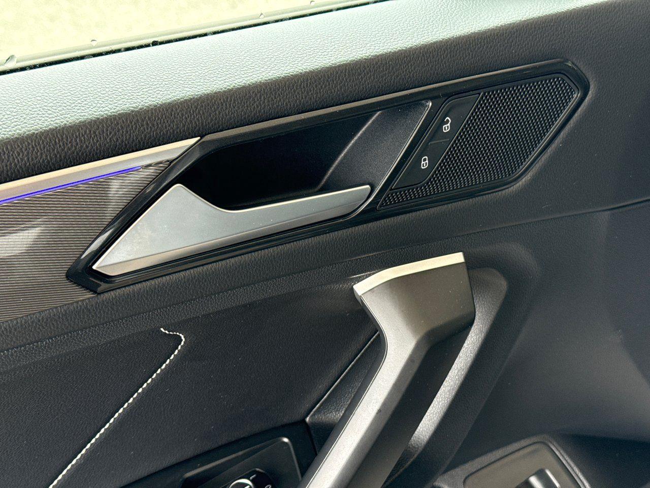 2024 Volkswagen Tiguan Comfortline R-Line Black Edition - Photo #25