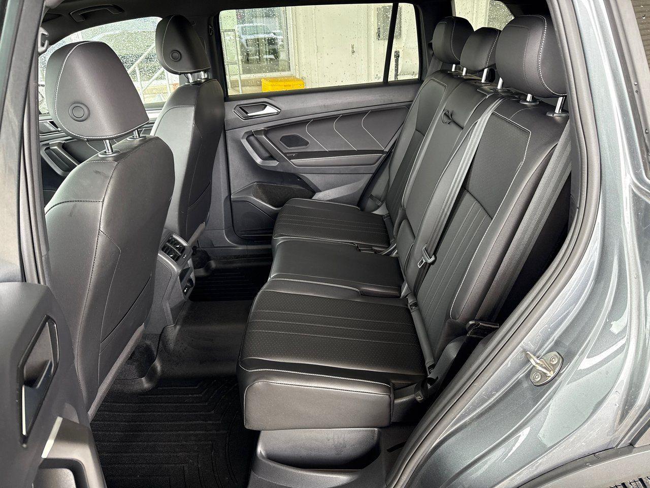 2024 Volkswagen Tiguan Comfortline R-Line Black Edition - Photo #29