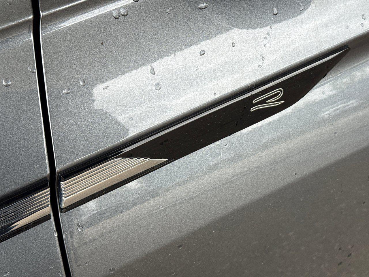 2024 Volkswagen Tiguan Comfortline R-Line Black Edition - Photo #34