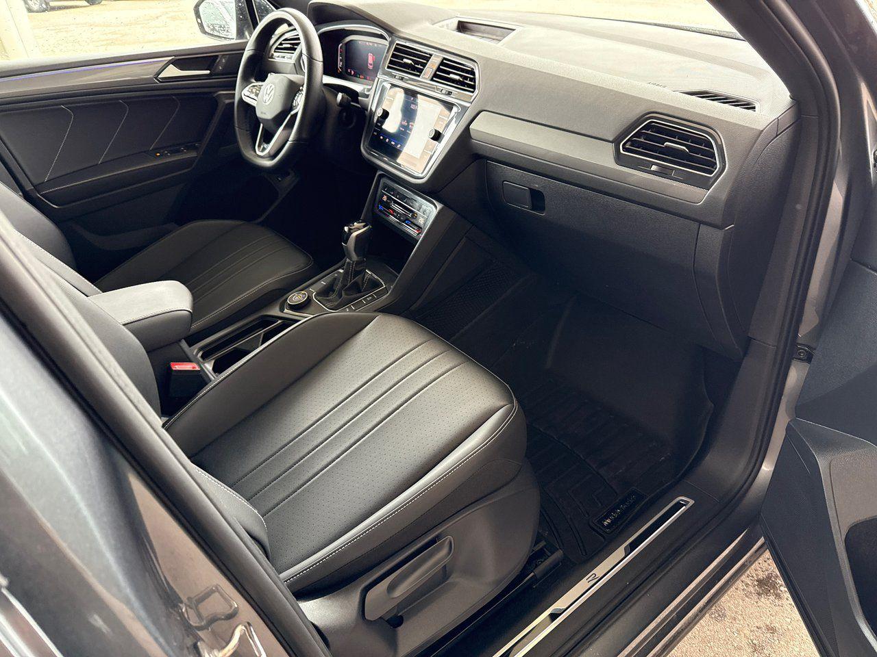 2024 Volkswagen Tiguan Comfortline R-Line Black Edition - Photo #33