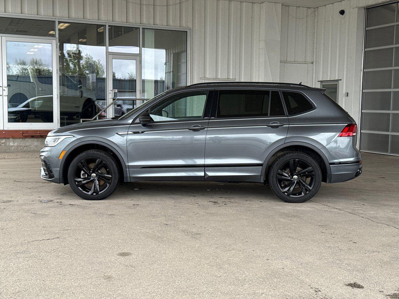 2024 Volkswagen Tiguan Comfortline R-Line Black Edition - Photo #37