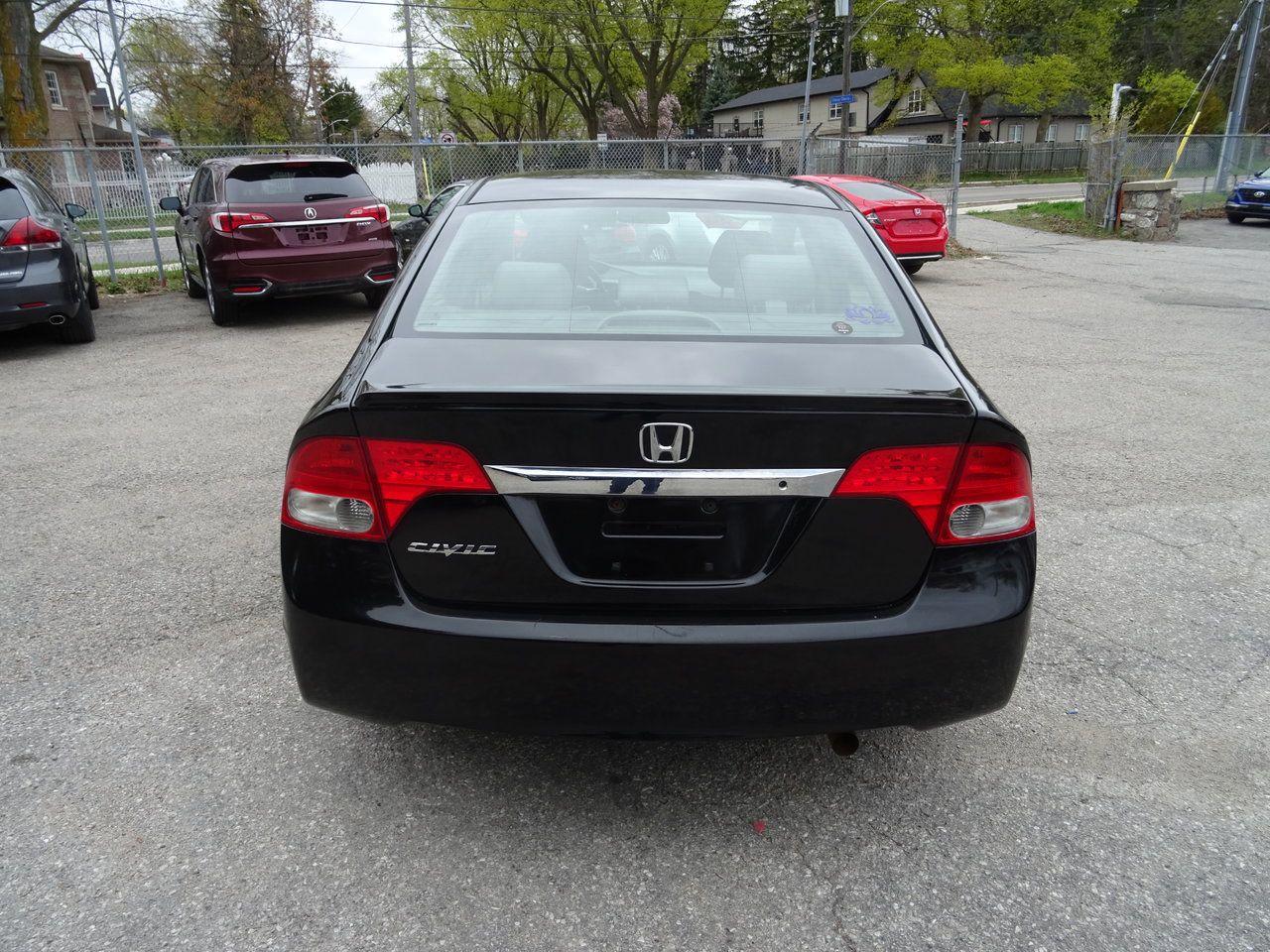 2009 Honda Civic Sdn DX - Photo #7