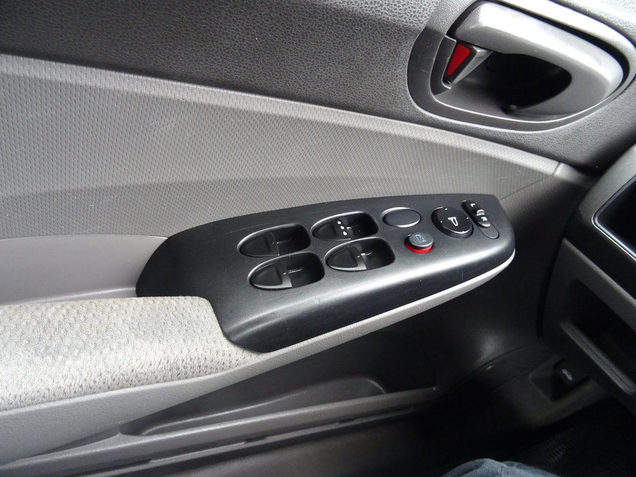 2009 Honda Civic Sdn DX - Photo #16