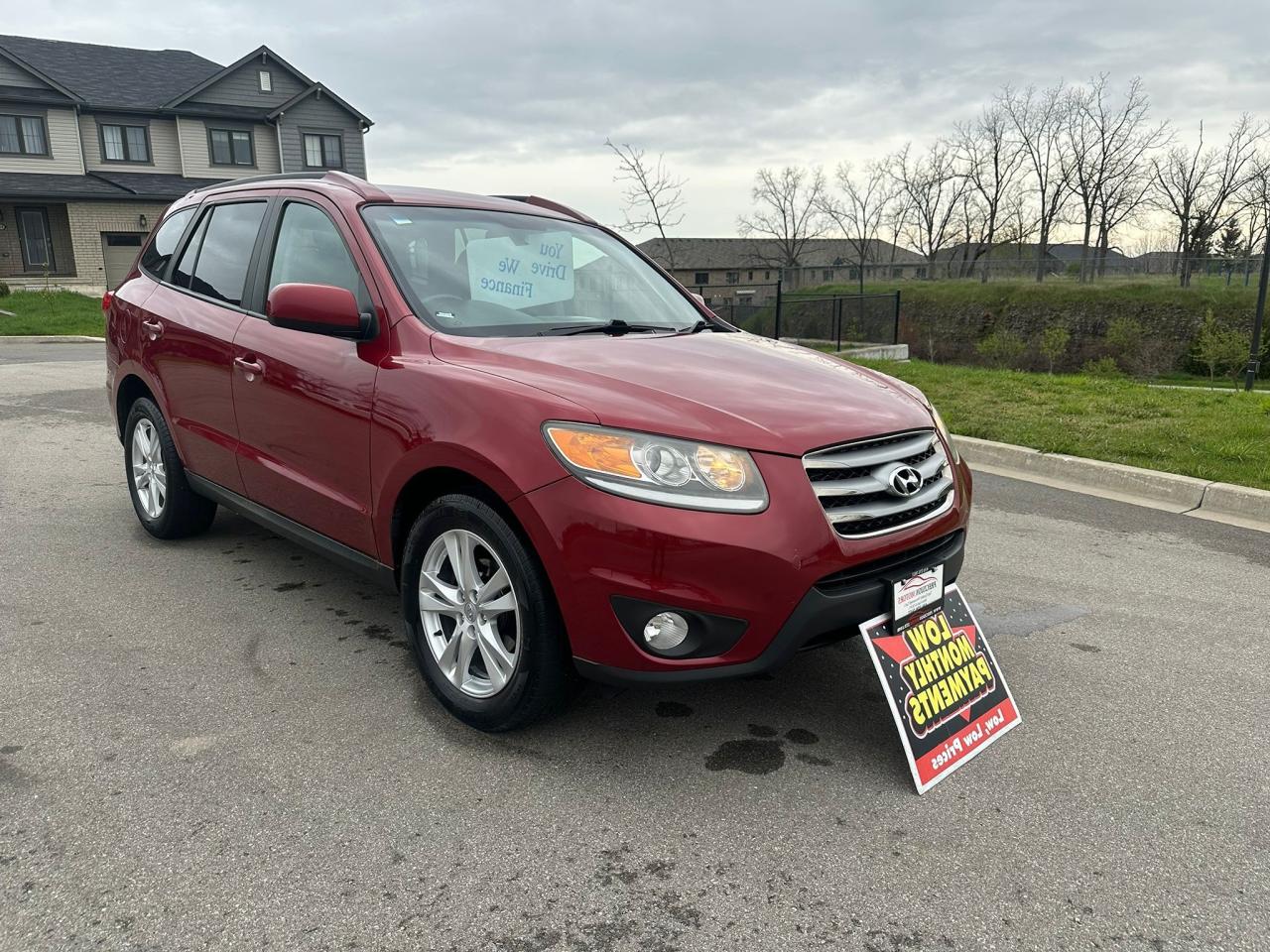 Used 2012 Hyundai Santa Fe AWD 4dr V6 Auto for sale in Hamilton, ON